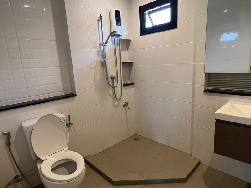 Burasiri Wongwaen-Onnut