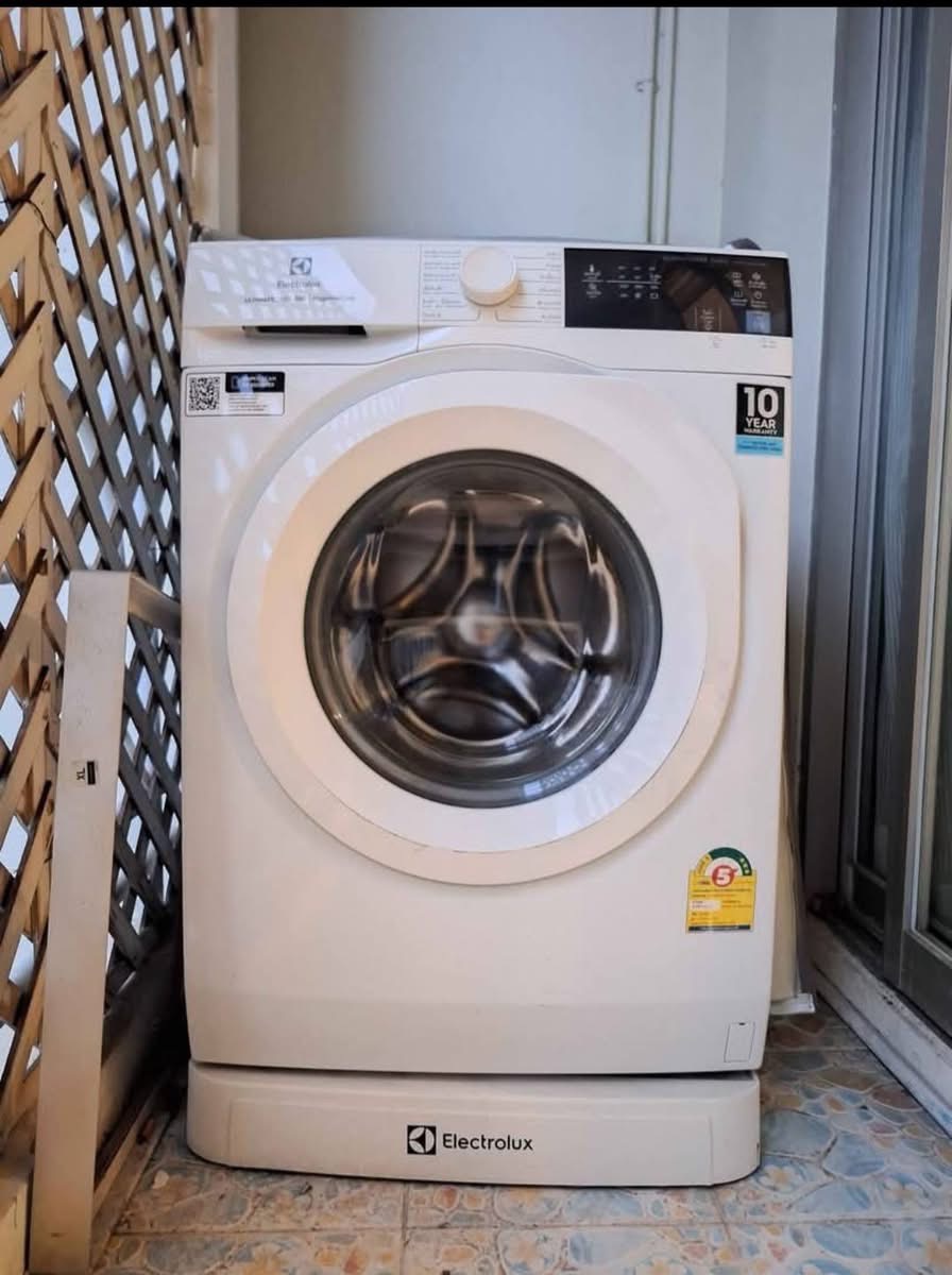 Asoke Place Condo 附近:MRT Sukhumvit, BTS A