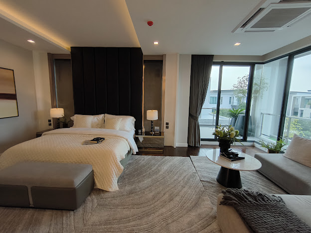 The gentry Kaset-Nawamin