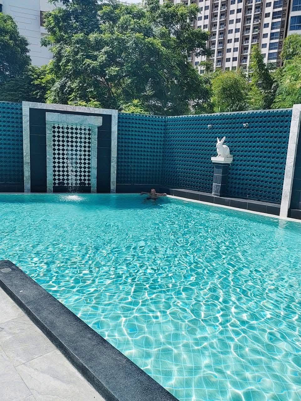 Acadia Center Suites