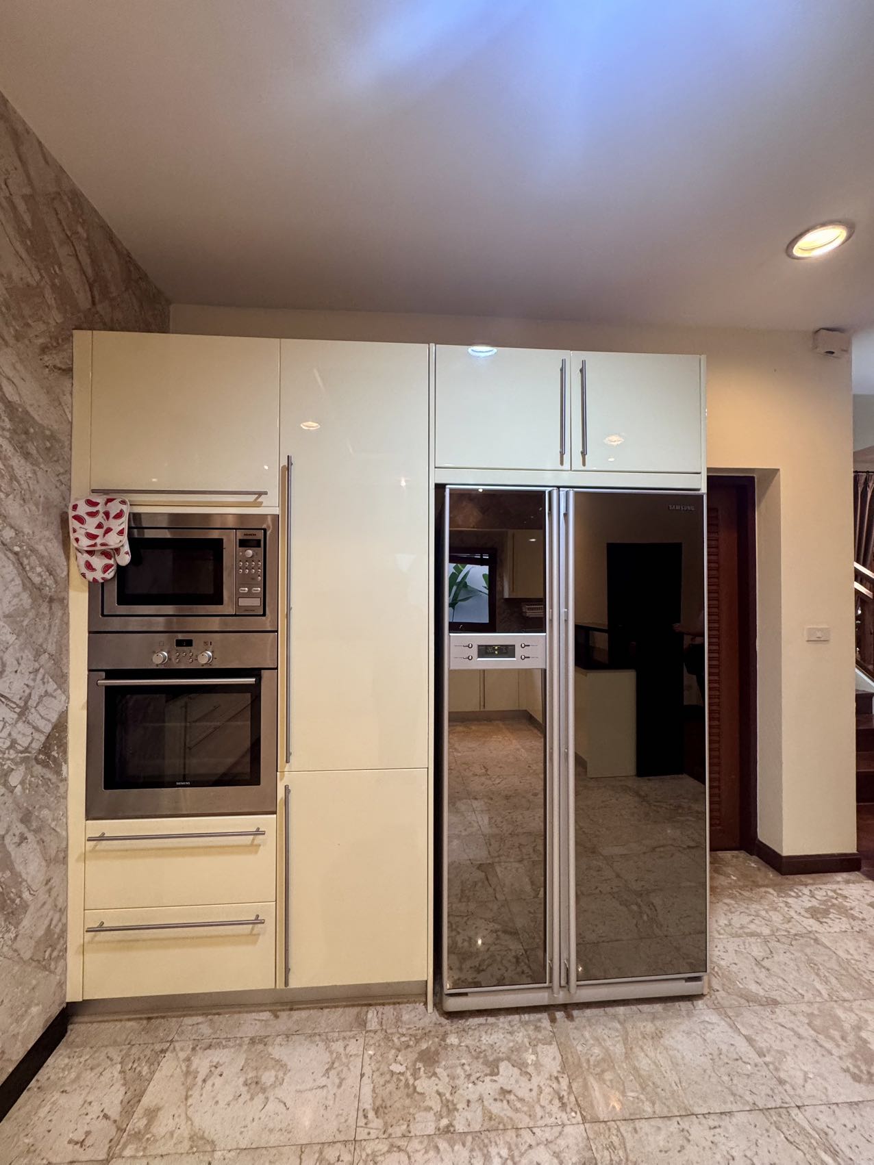 那中天泰巴黎独栋别墅