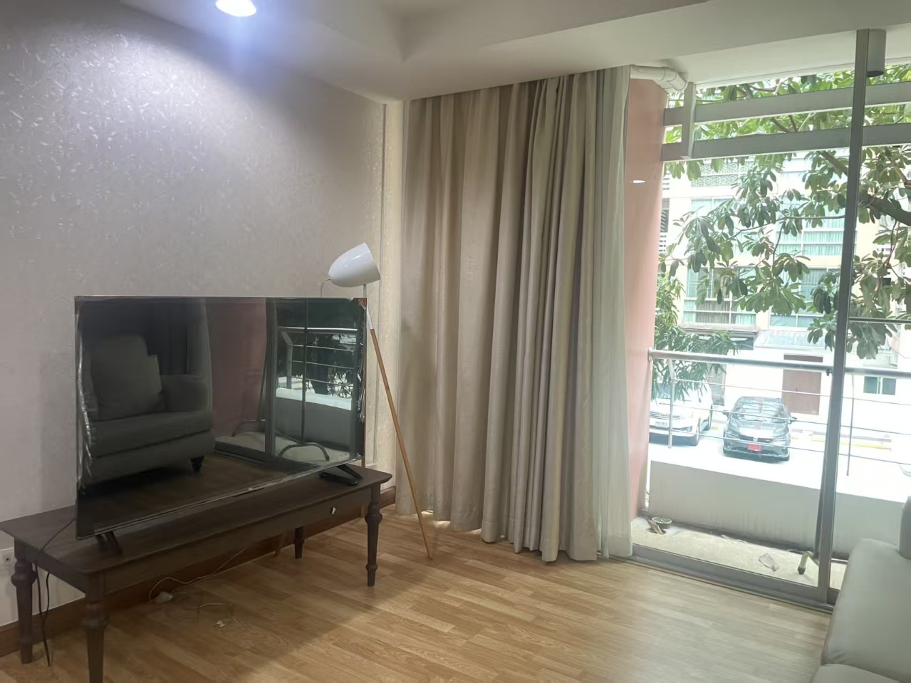 the kirs 2  ratchada 17