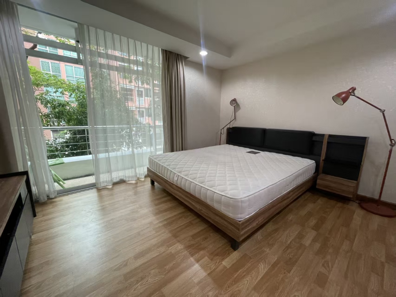 the kirs 2  ratchada 17