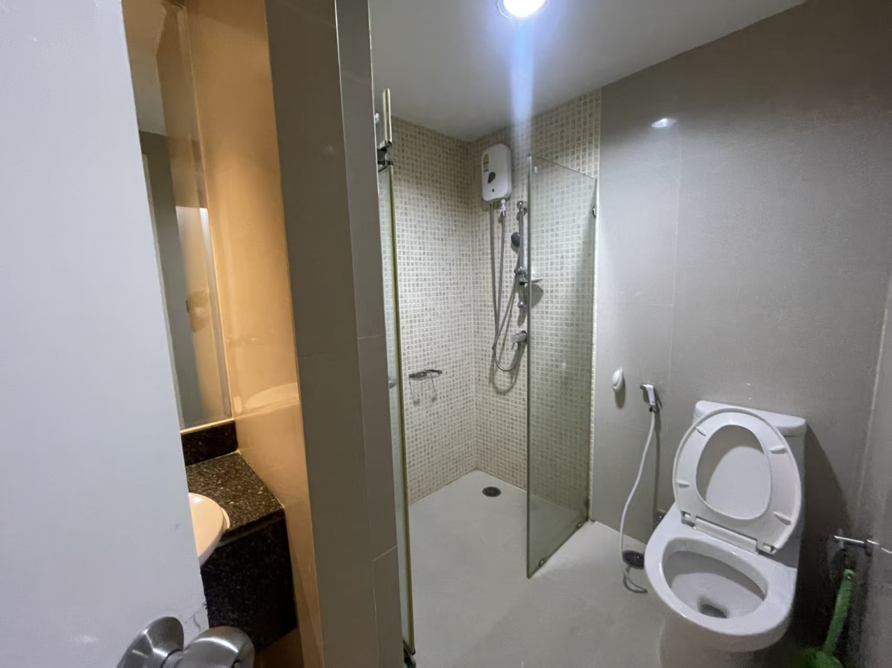 the kirs 2  ratchada 17