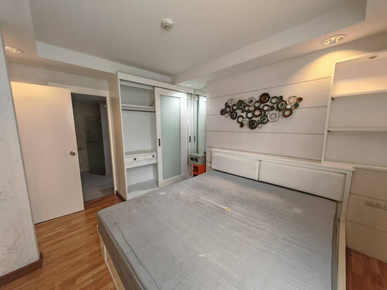 the kirs 2  ratchada 17