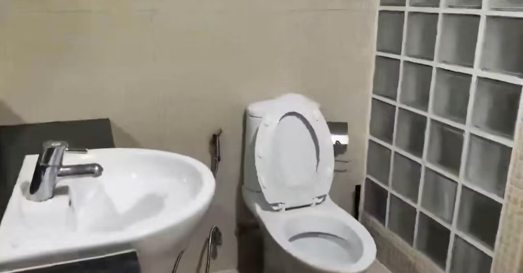 the kirs 1 ratchada17