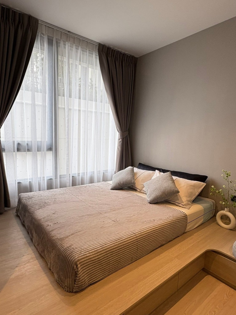 Reference Sathorn-Wongwiangyai