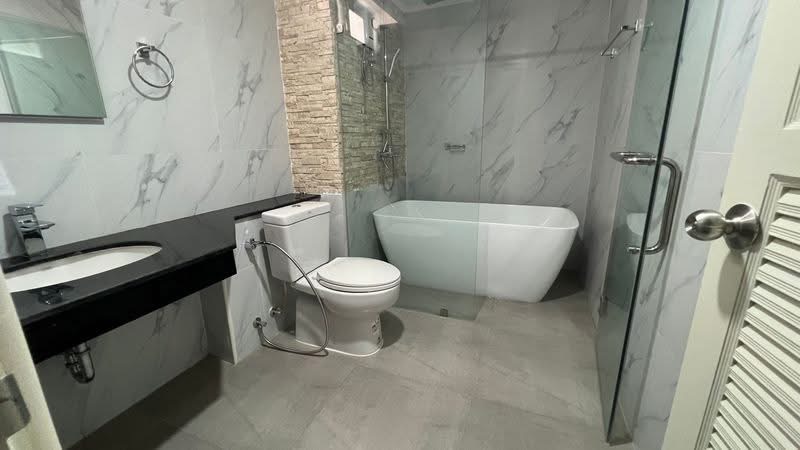 M Towers Sukhumvit 35