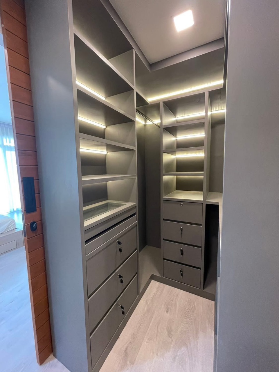 Baan Manthana Bangna-Wongwaen