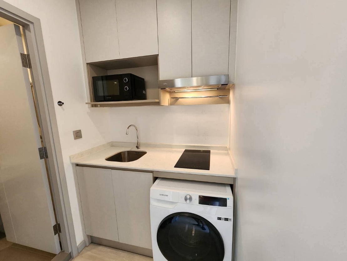 Knightsbridge Prime Sathorn