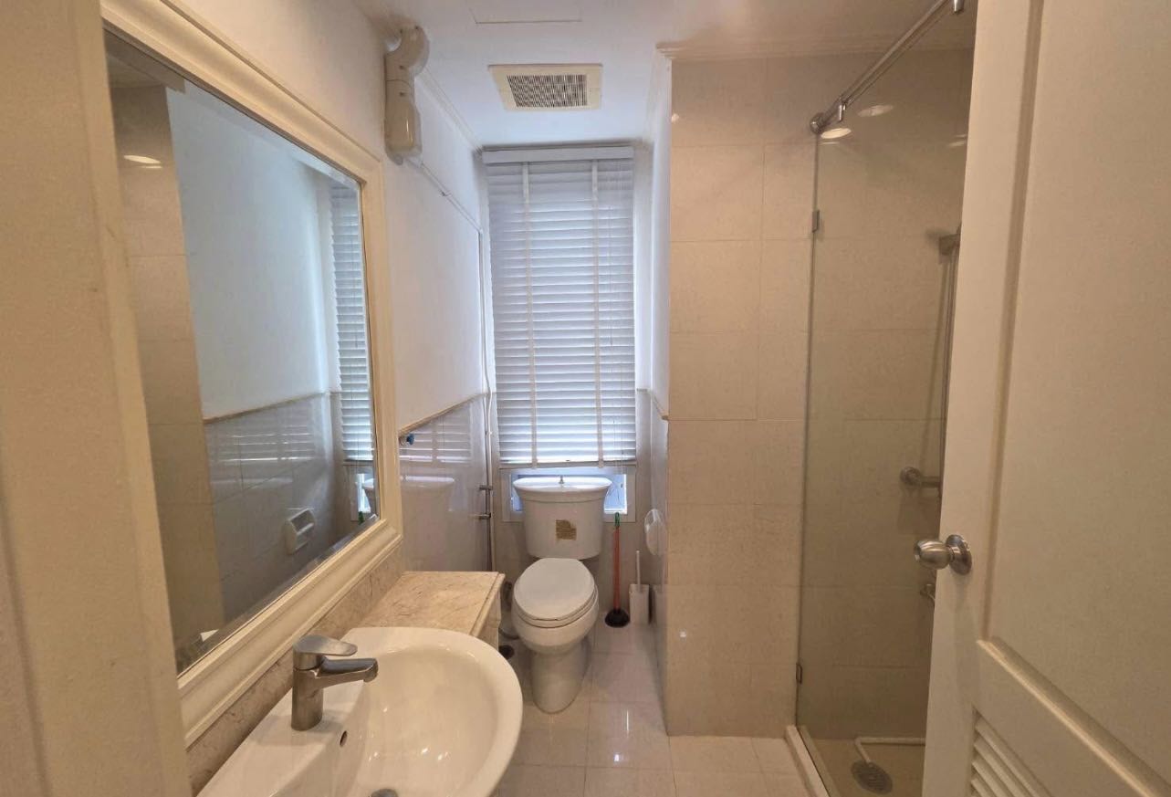 La Vie En Rose (Thonglor铜锣公寓）