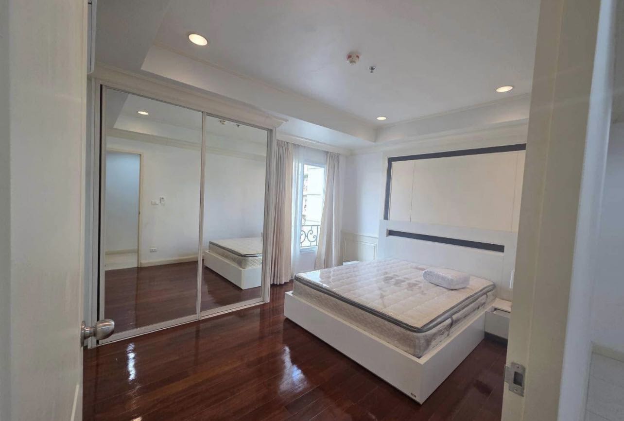 La Vie En Rose (Thonglor铜锣公寓）