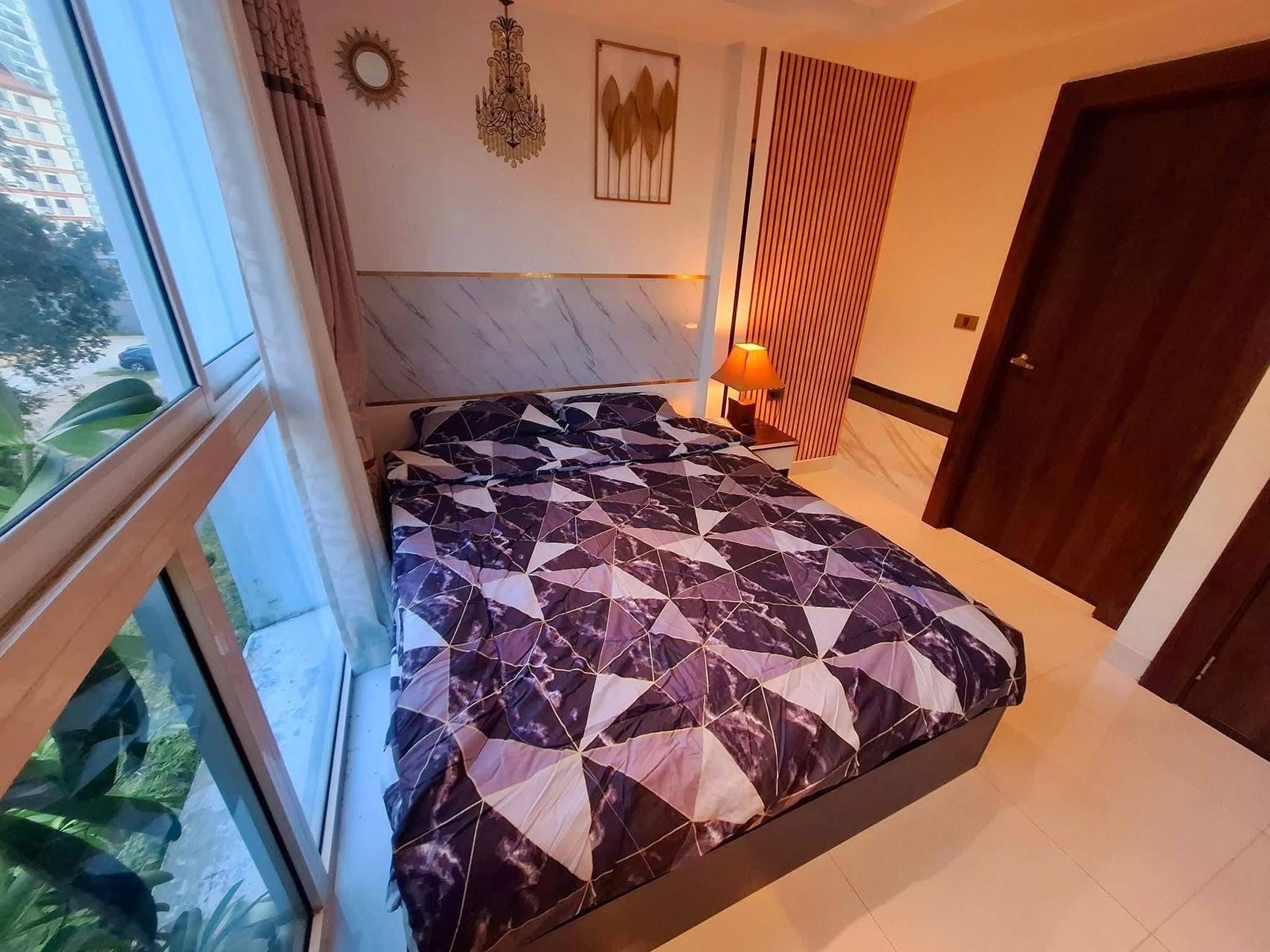 宁静公寓 (Serenity Condominium)