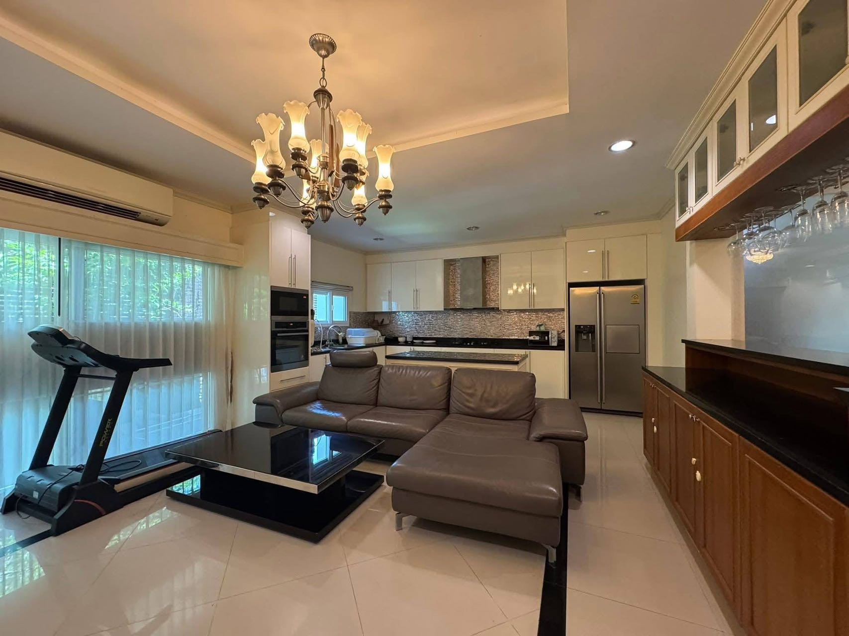 Central Park Hillside Pattaya 独栋别墅