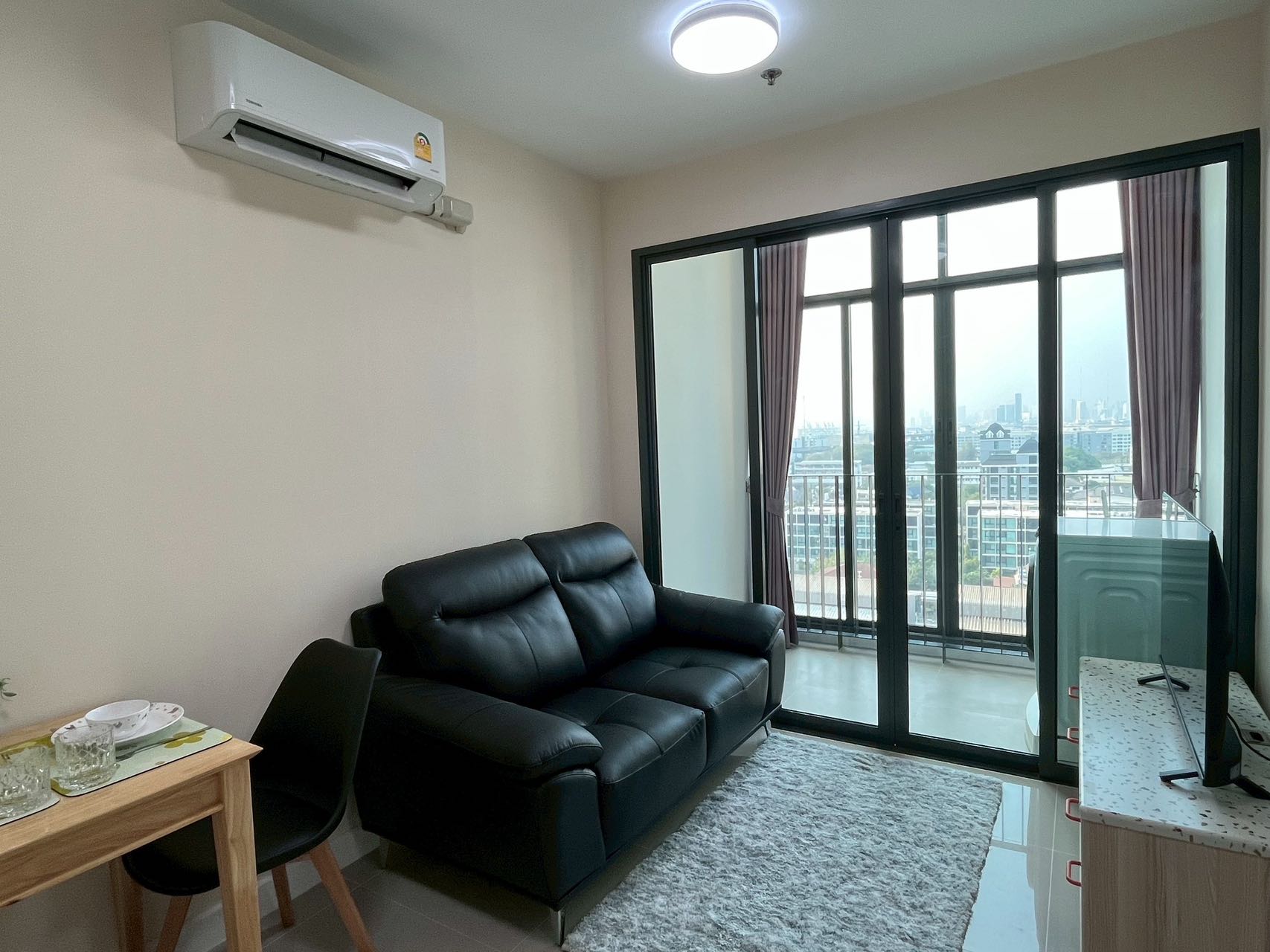 Ideo Blucove Sukhumvit Udomsuk