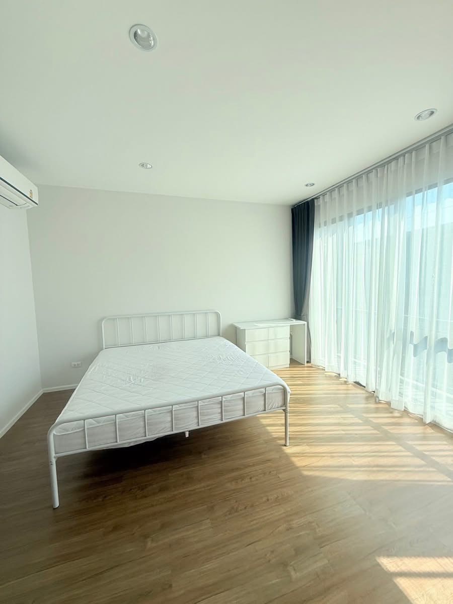 Baan Klangmaeng Rama9-Krungthepkreetha