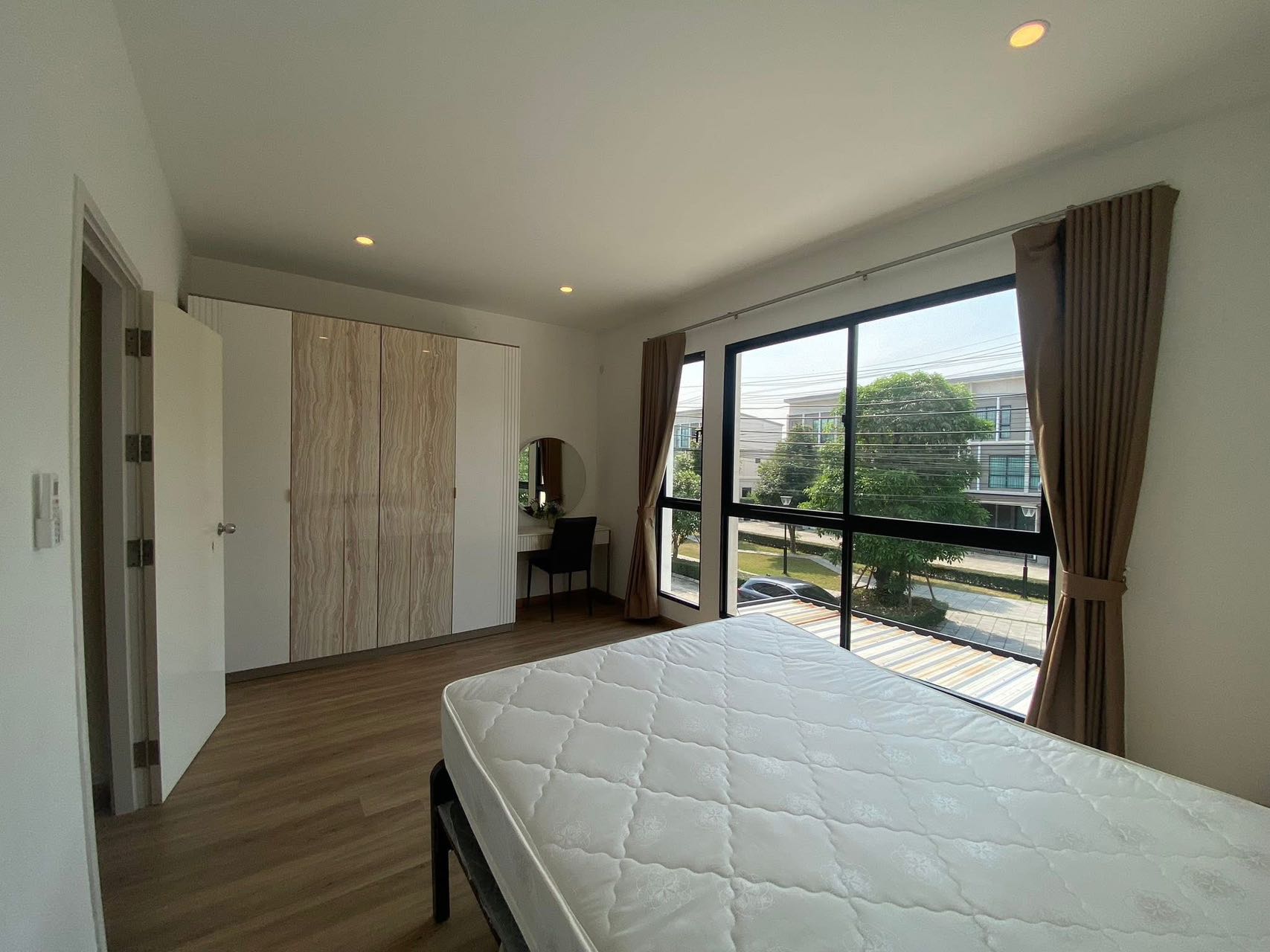 Patio Srinakarin Rama 9