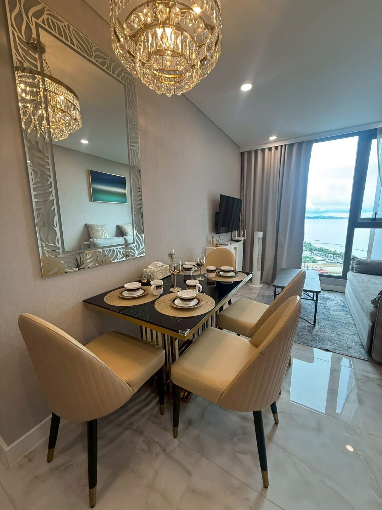 乔木提恩科帕卡巴纳海滩