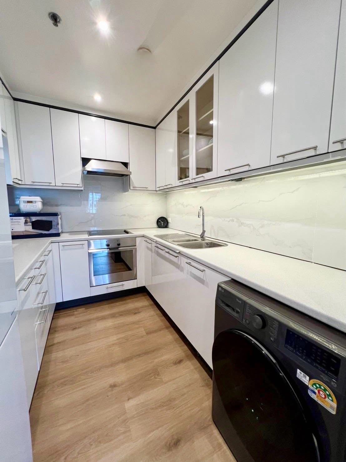 Liberty Park 2 , Sukhumvit 11