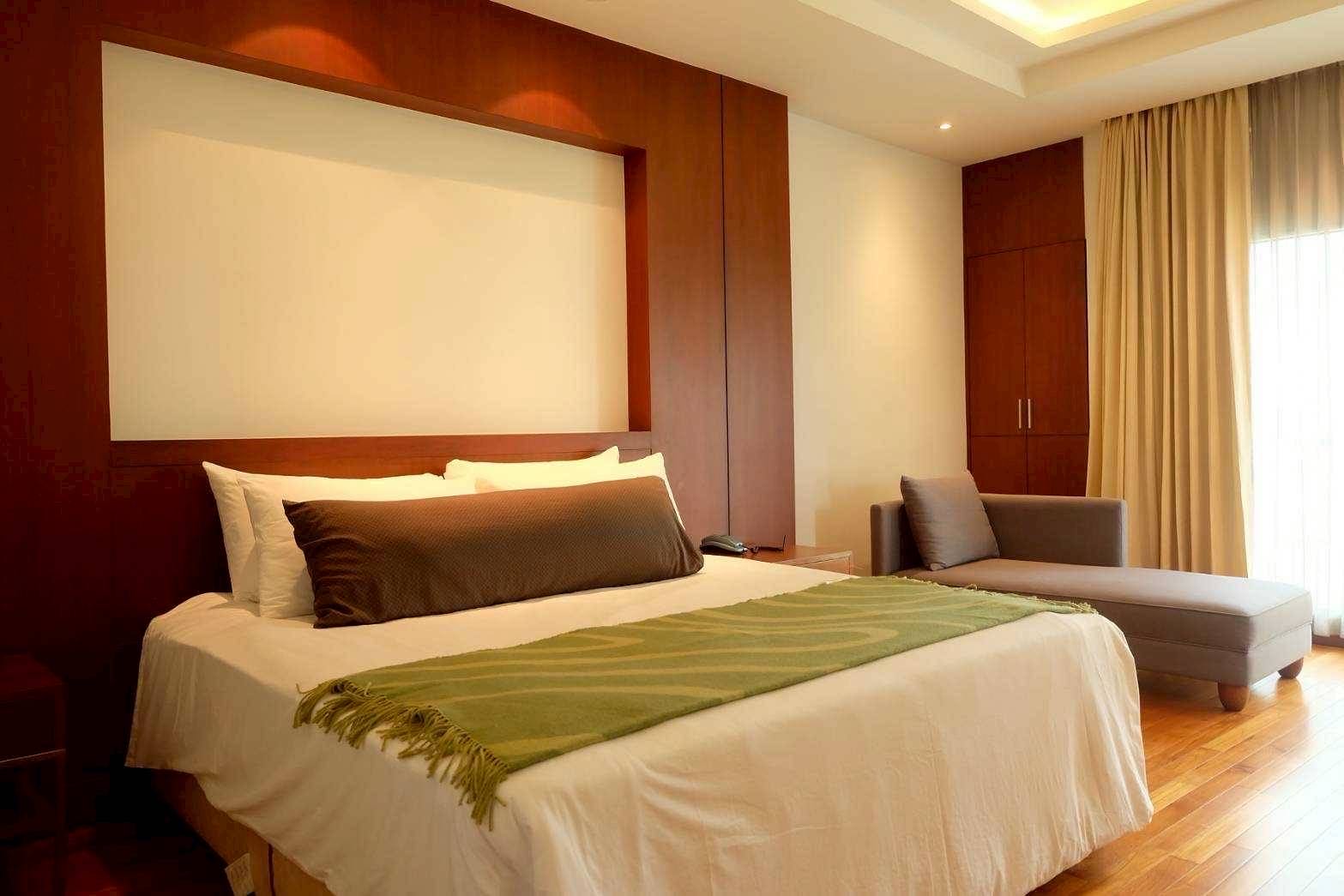 Royal Residence Park