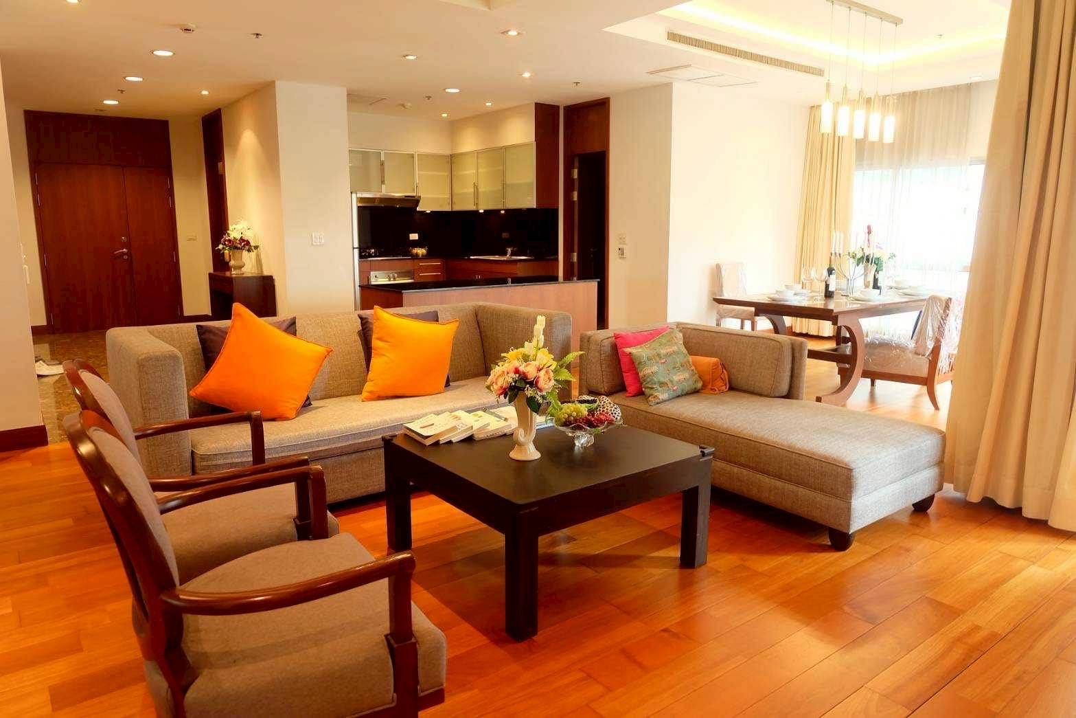 Royal Residence Park