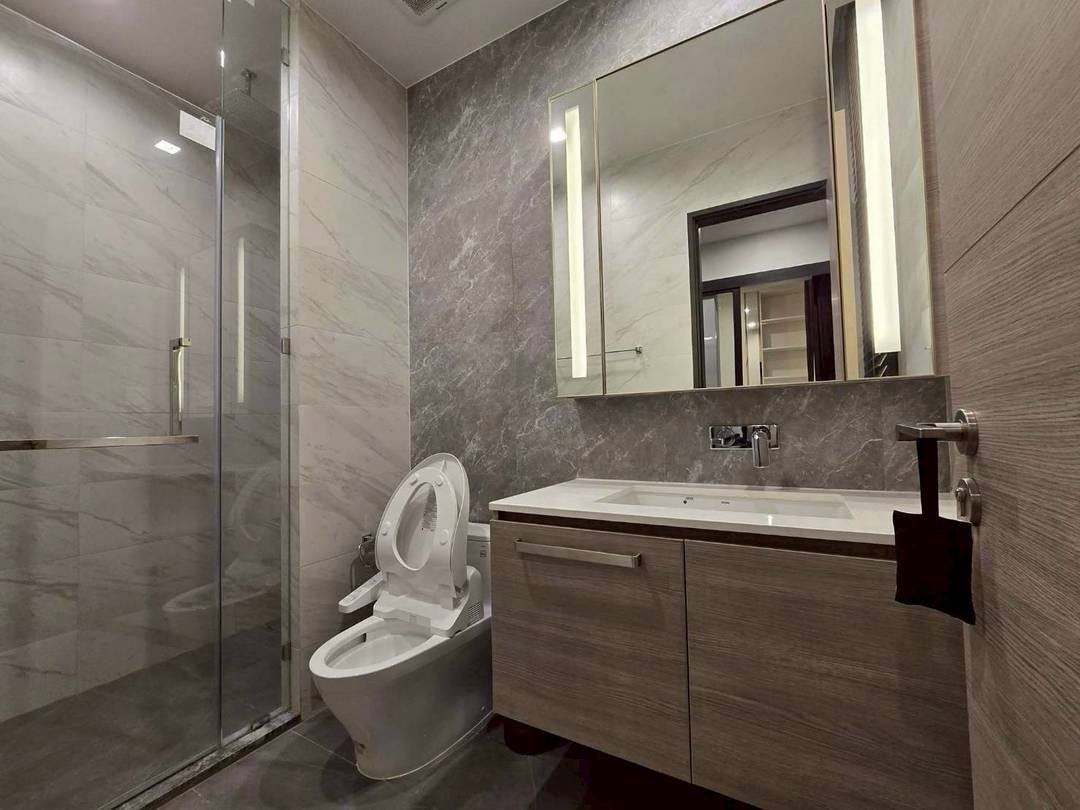 The Crest Park Residences