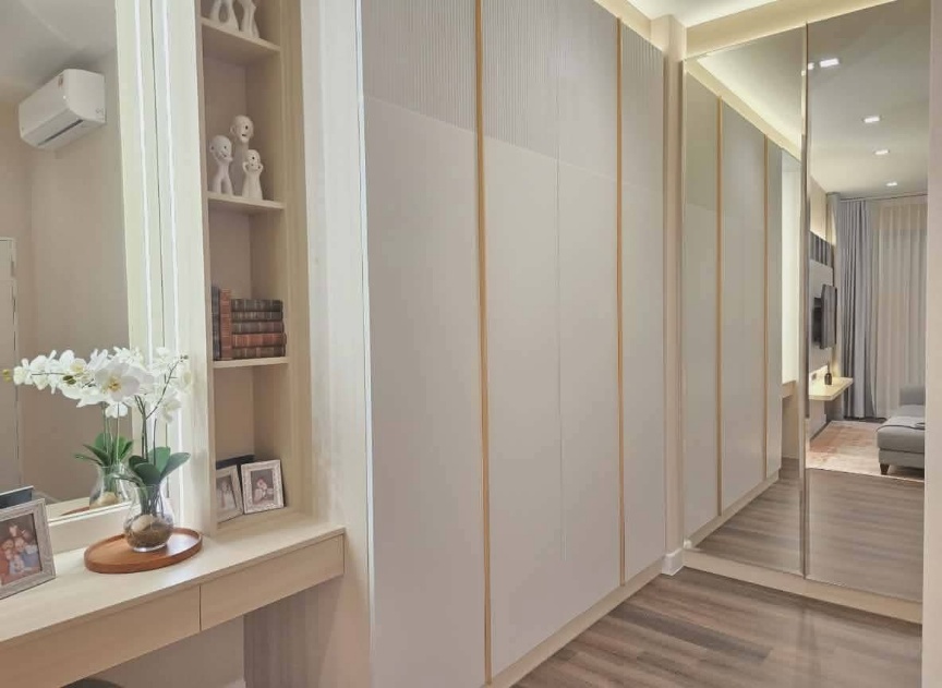 Bangkok Boulevard Bangna-km5