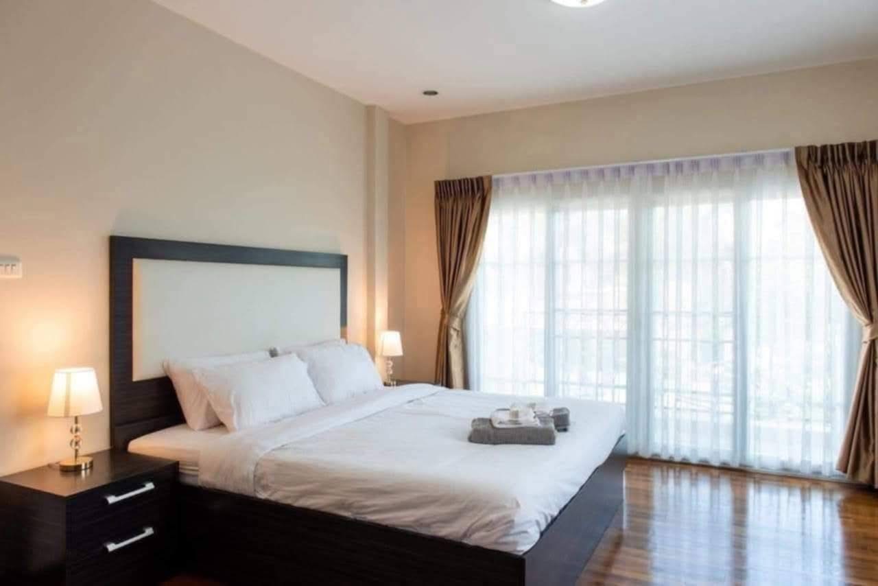 芭堤雅泳池别墅