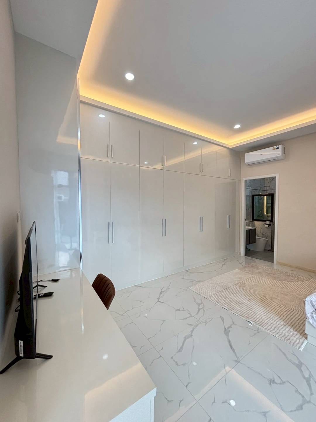 玛普拉占湖附近泳池别墅出租