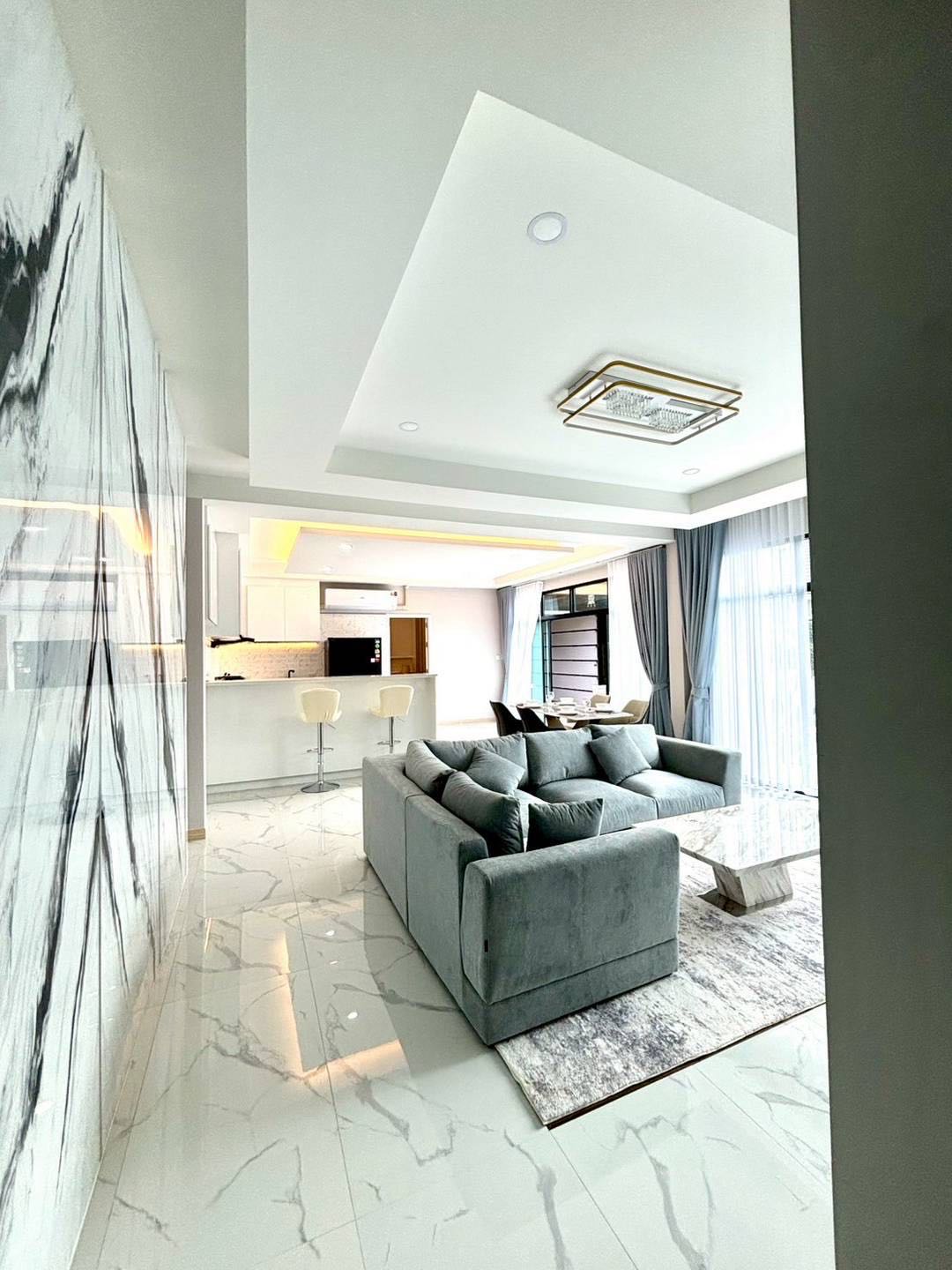 玛普拉占湖附近泳池别墅出租