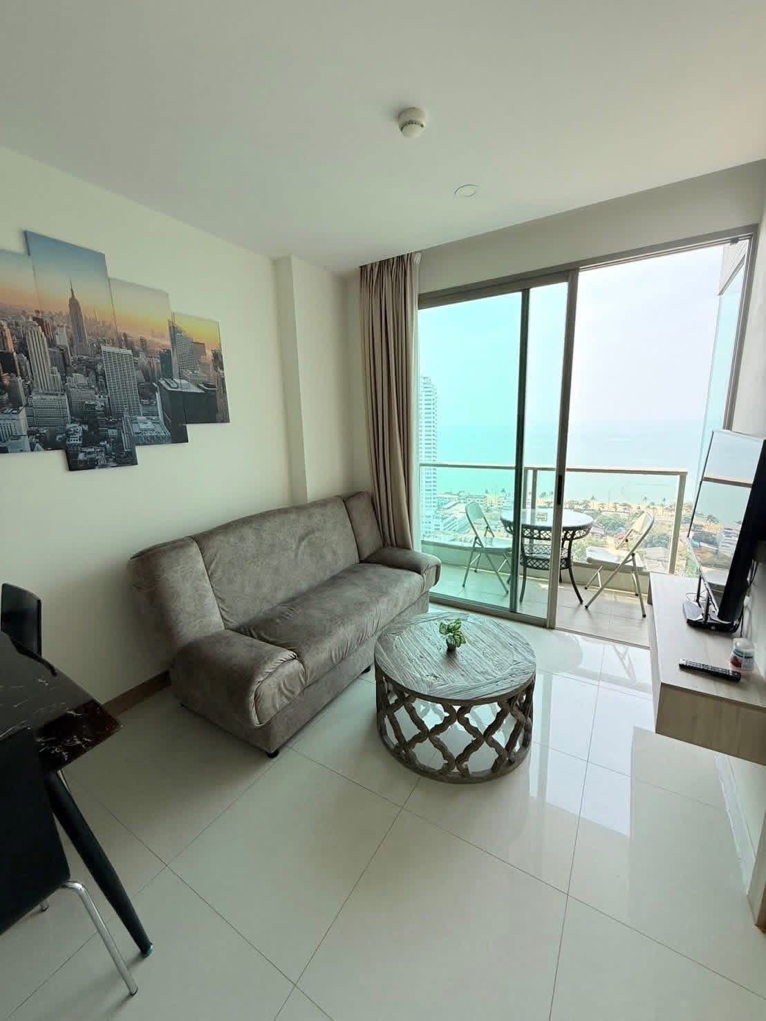 芭堤雅中天丽维拉公寓出租