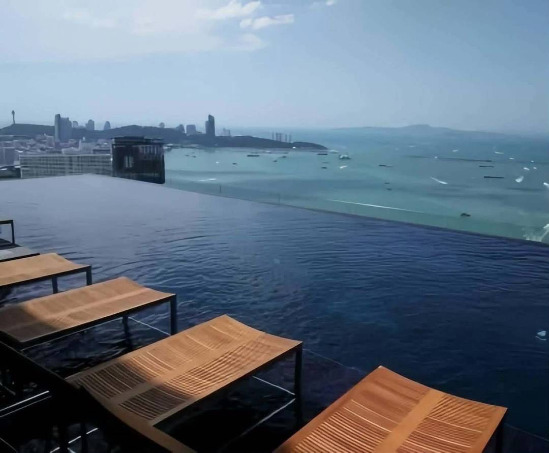 Centric Sea大厦B座