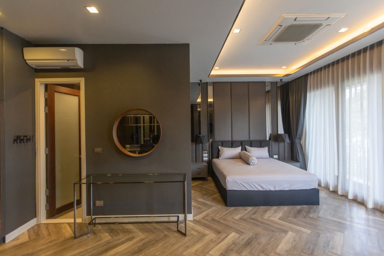 Artale Ekkamai-Ramintra 别墅