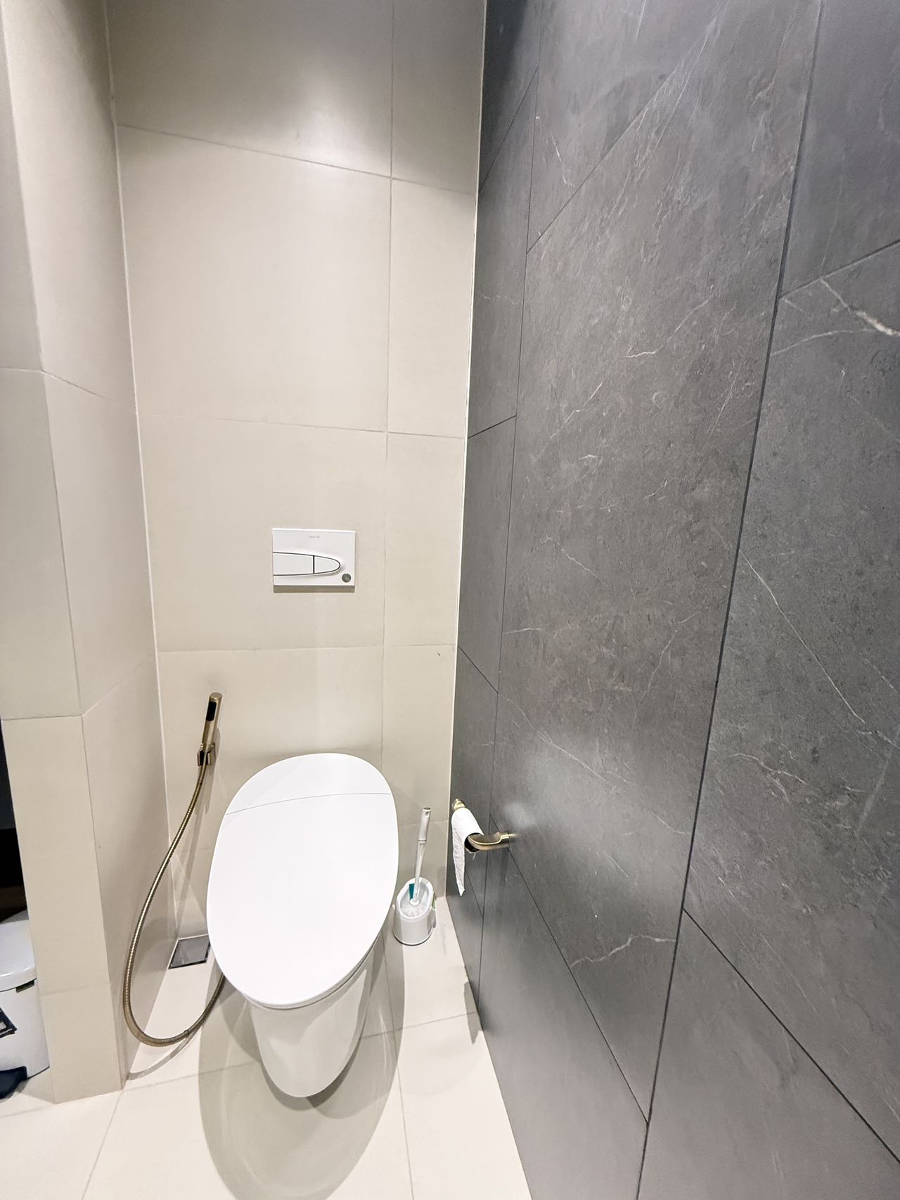 The Estelle Phrom Phong