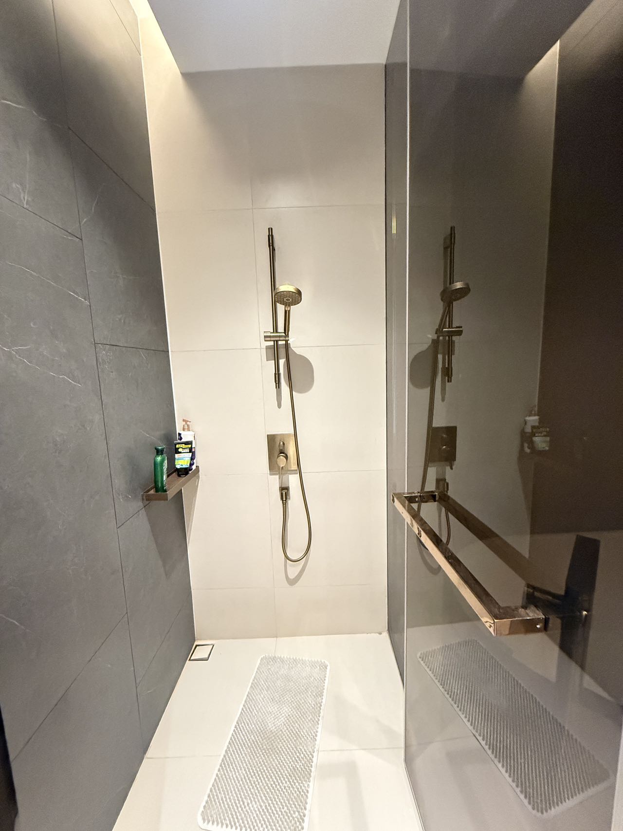 The Estelle Phrom Phong