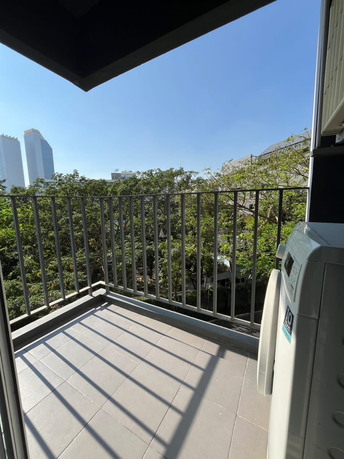 Chapter One Eco Ratchada Huaikwang（辉煌）