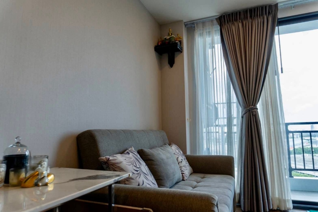 Artisan Ratchada 出售