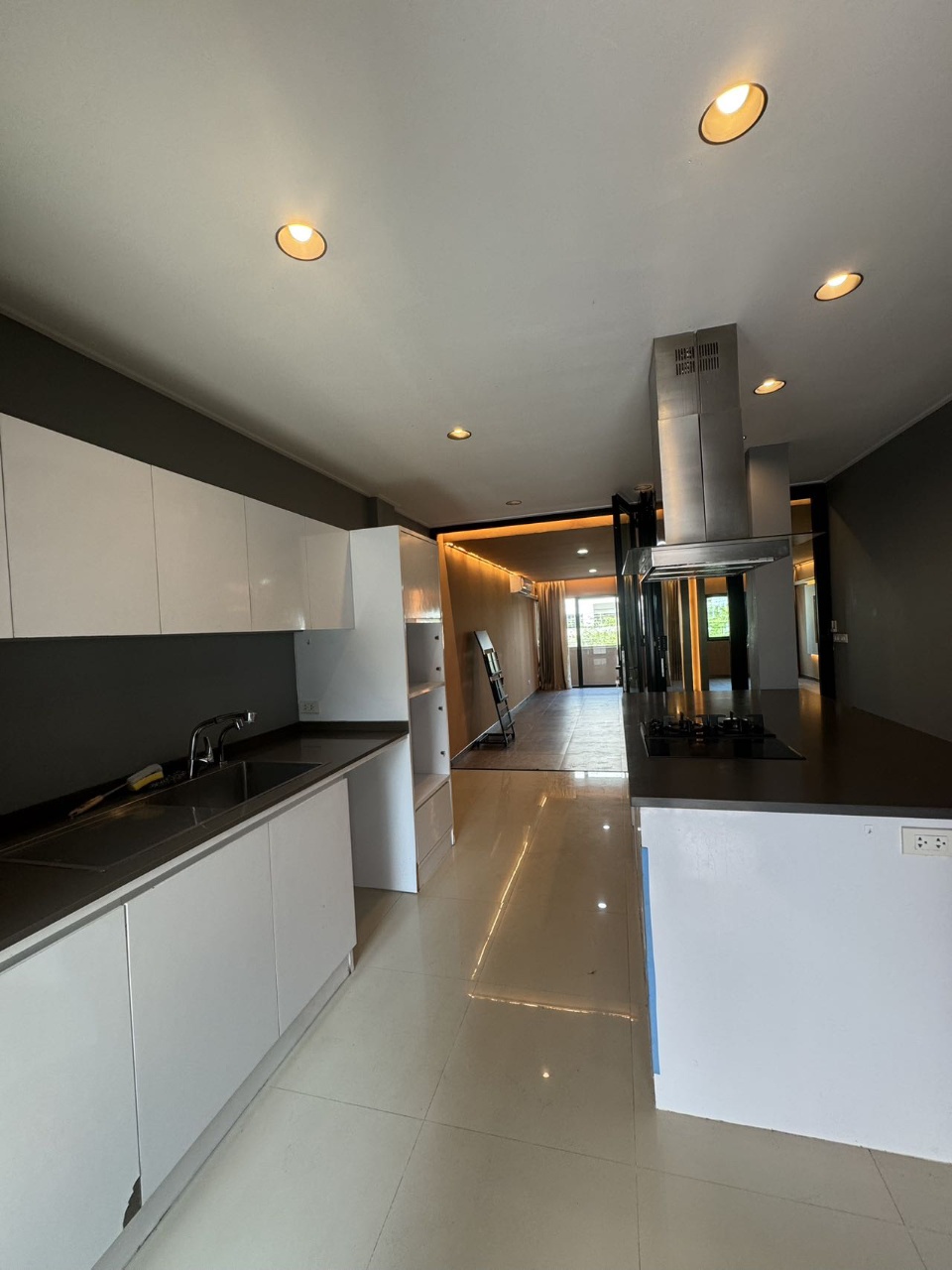 Home Office Rama9联排商住