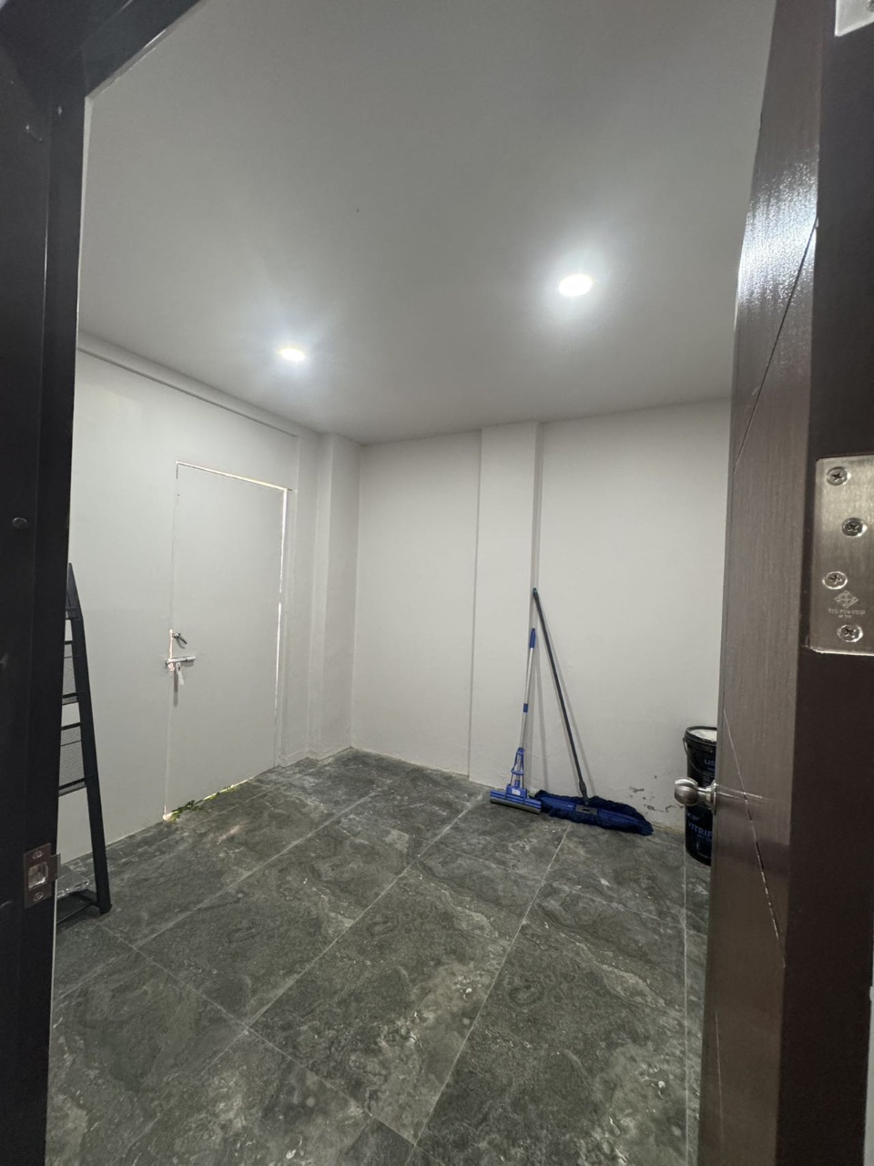 Home Office Rama9联排商住