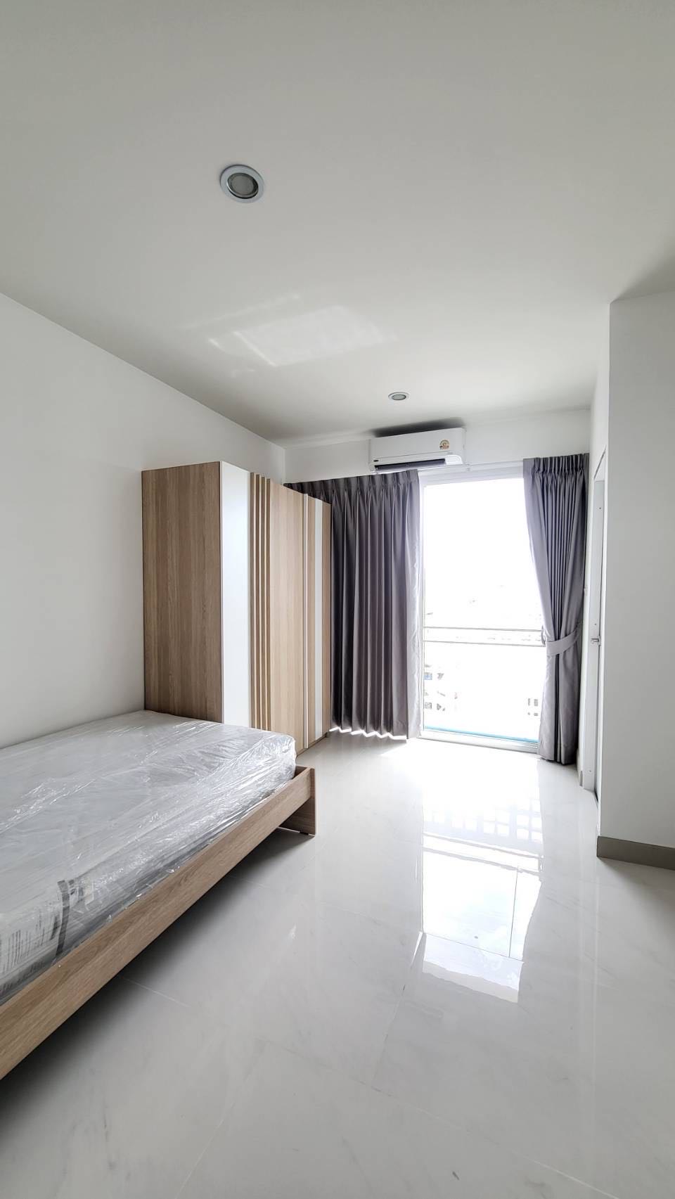 Nicha Private Townhome Rama 2