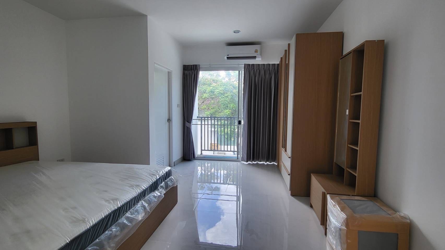 Nicha Private Townhome Rama 2