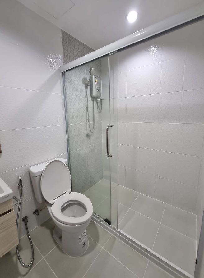 Thana Astoria Pinklao