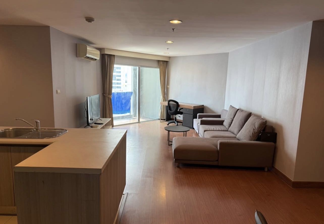 Belle Grand Rama 9