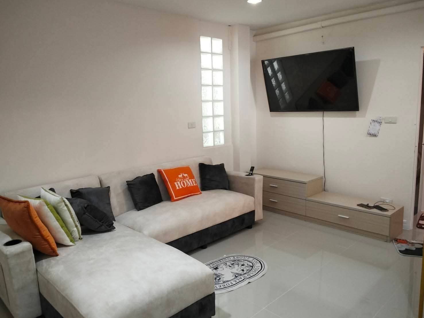 Chateau Dale Residence