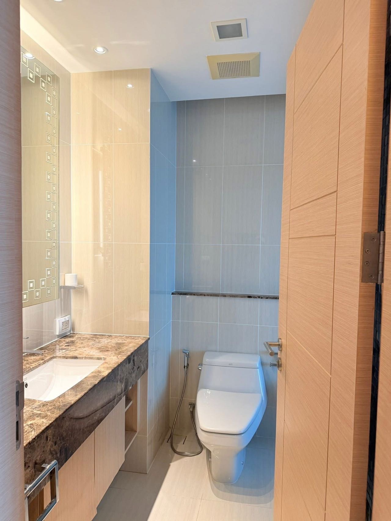 The Palm Wongamat Beach 