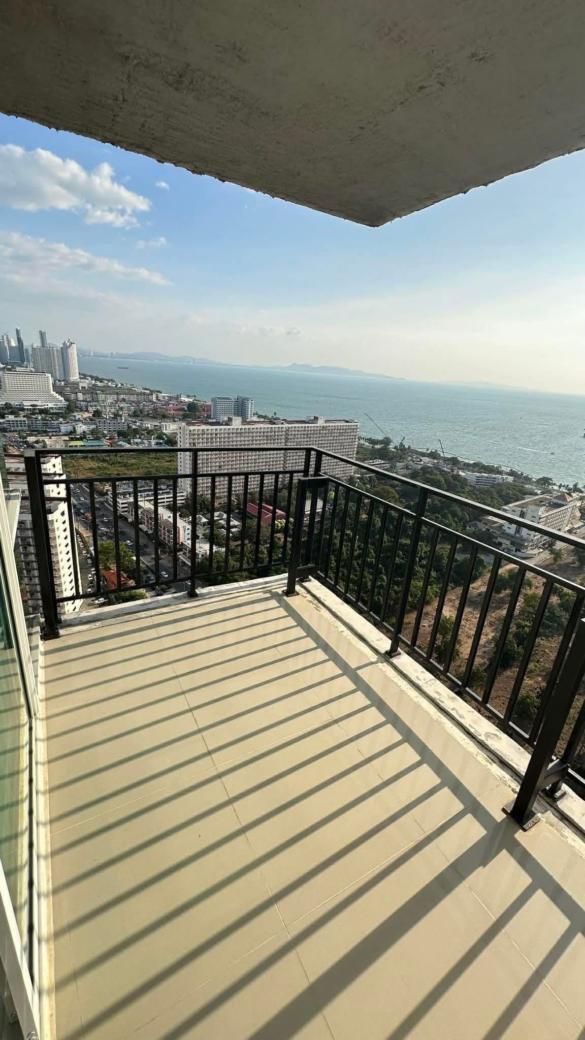 The Grand Jomtien Pattaya Beach