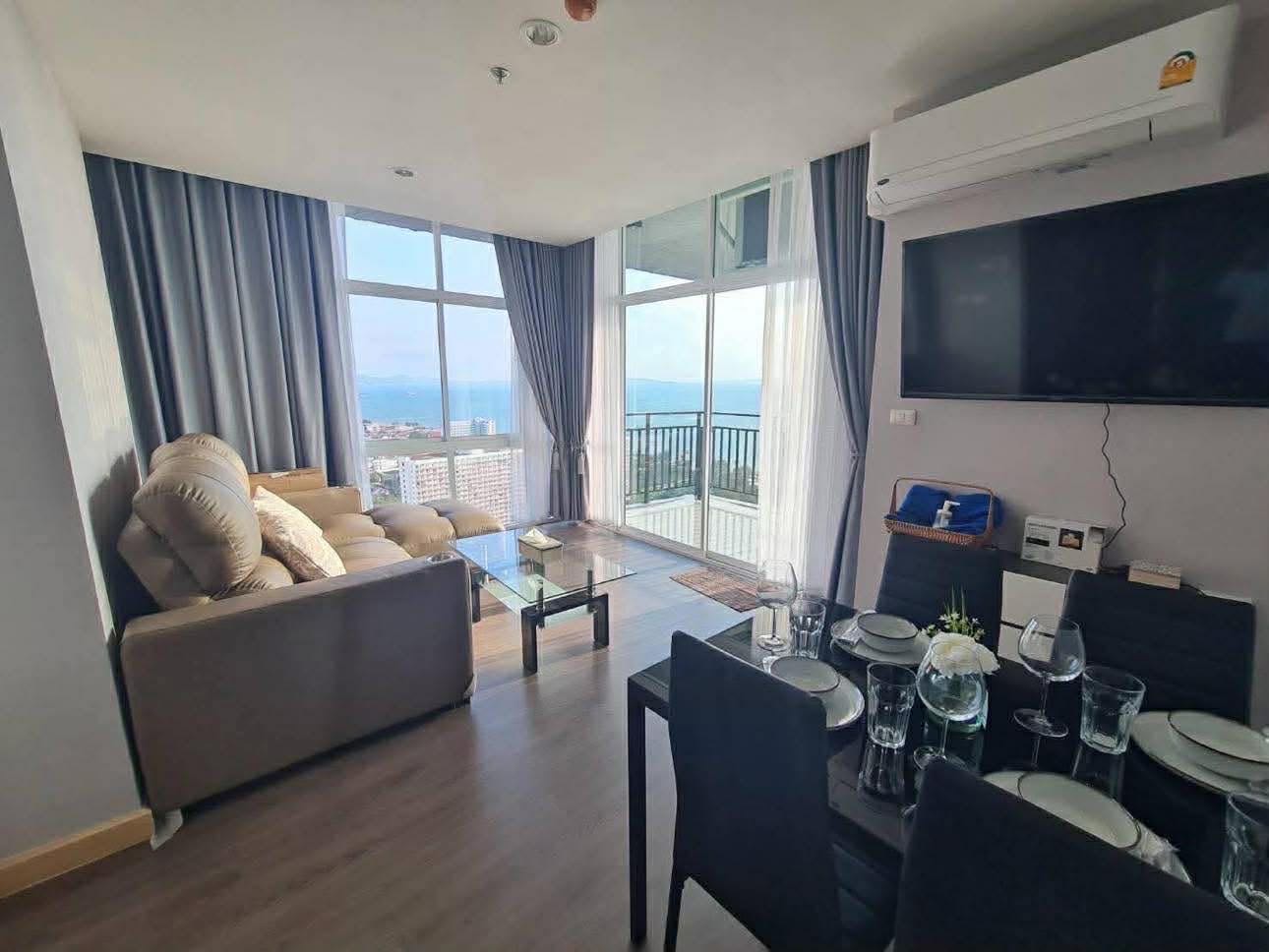 The Grand Jomtien Pattaya Beach