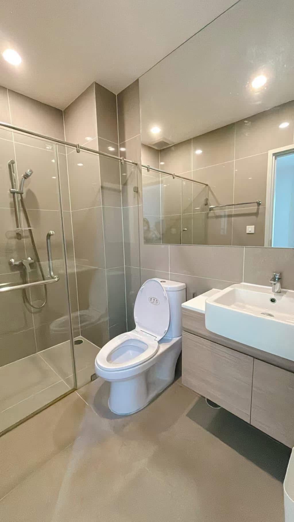 Noble Revolve Ratchada 1