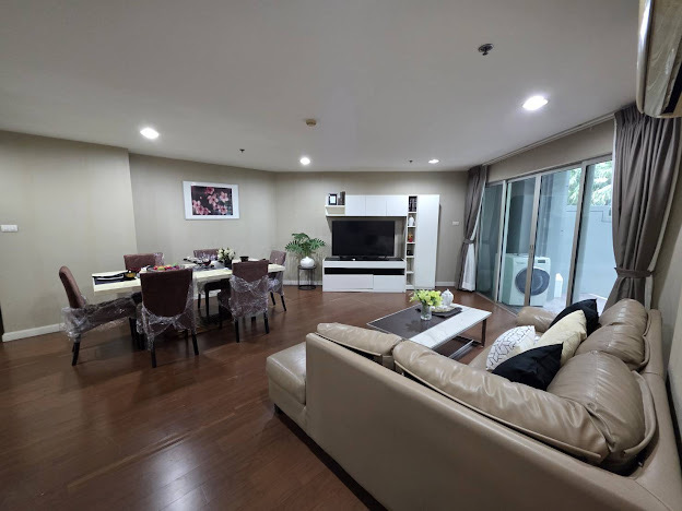 Belle Grand Rama 9