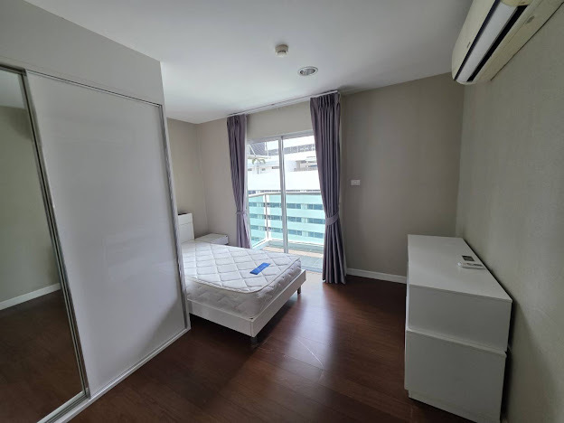 Belle Grand Rama 9